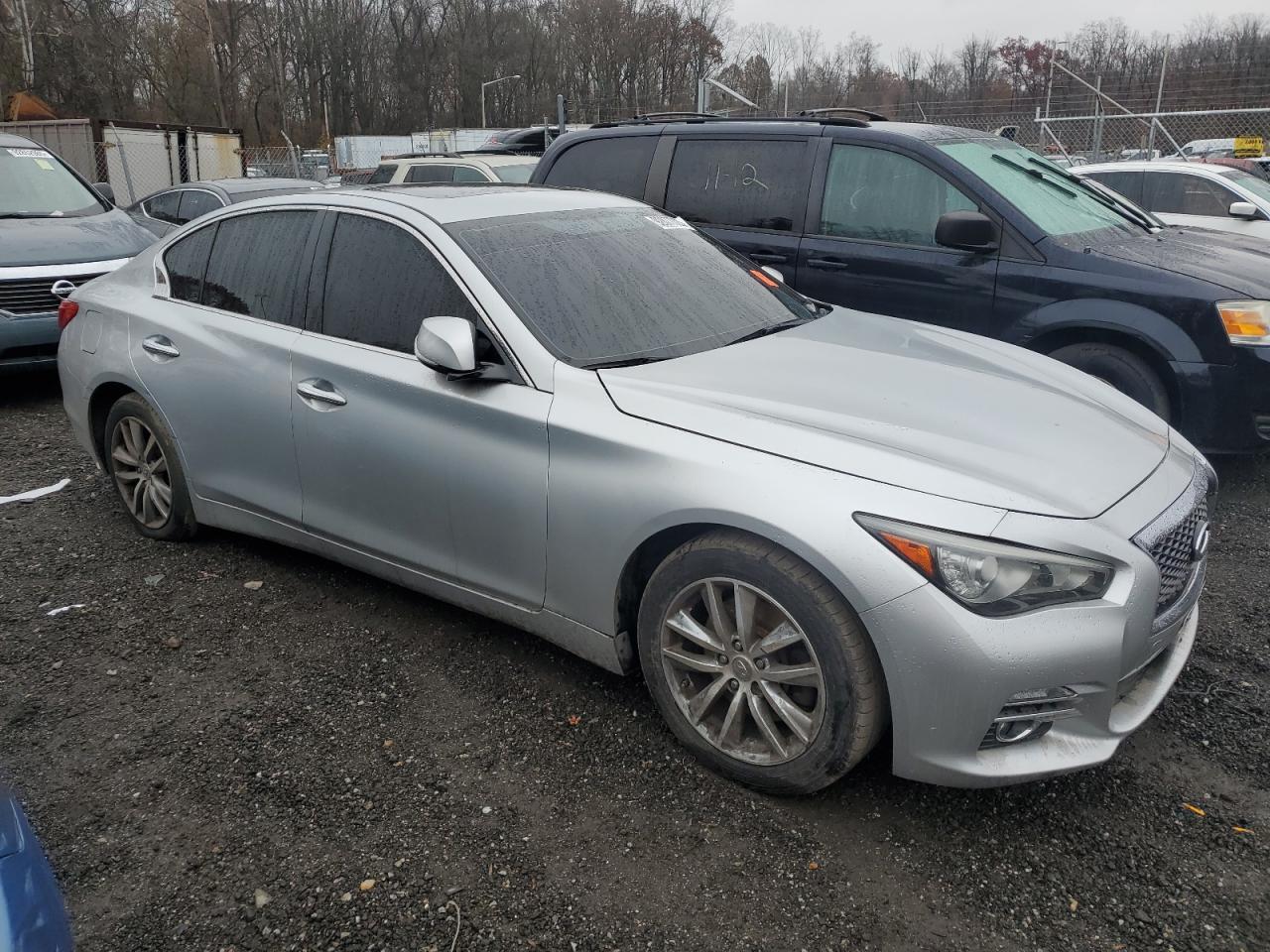 2015 Infiniti Q50 Base - Фото 4