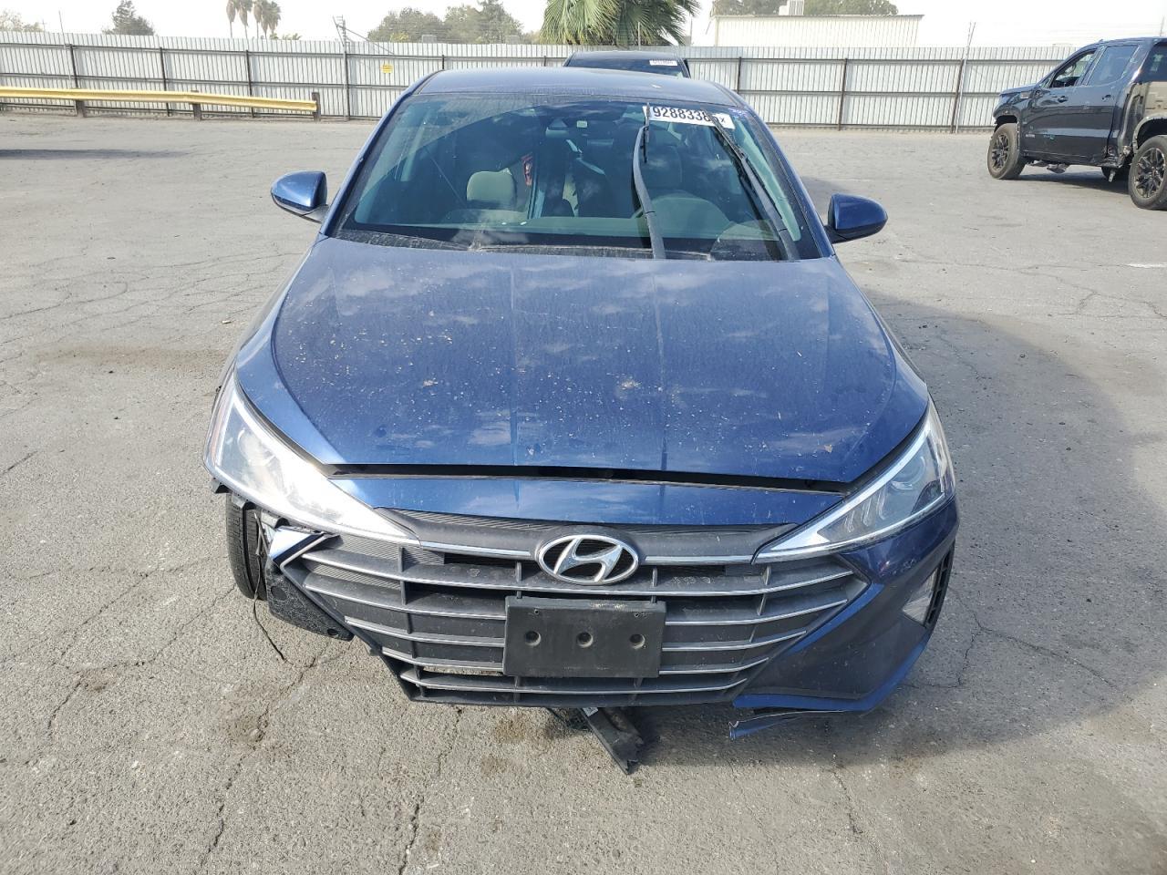 2019 Hyundai Elantra Sel - Фото 5
