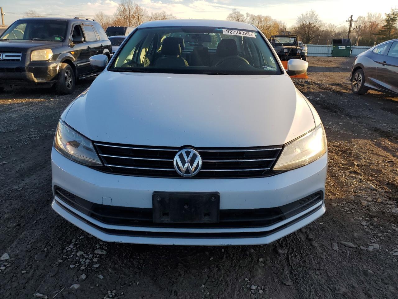 2017 Volkswagen Jetta S - Image 5