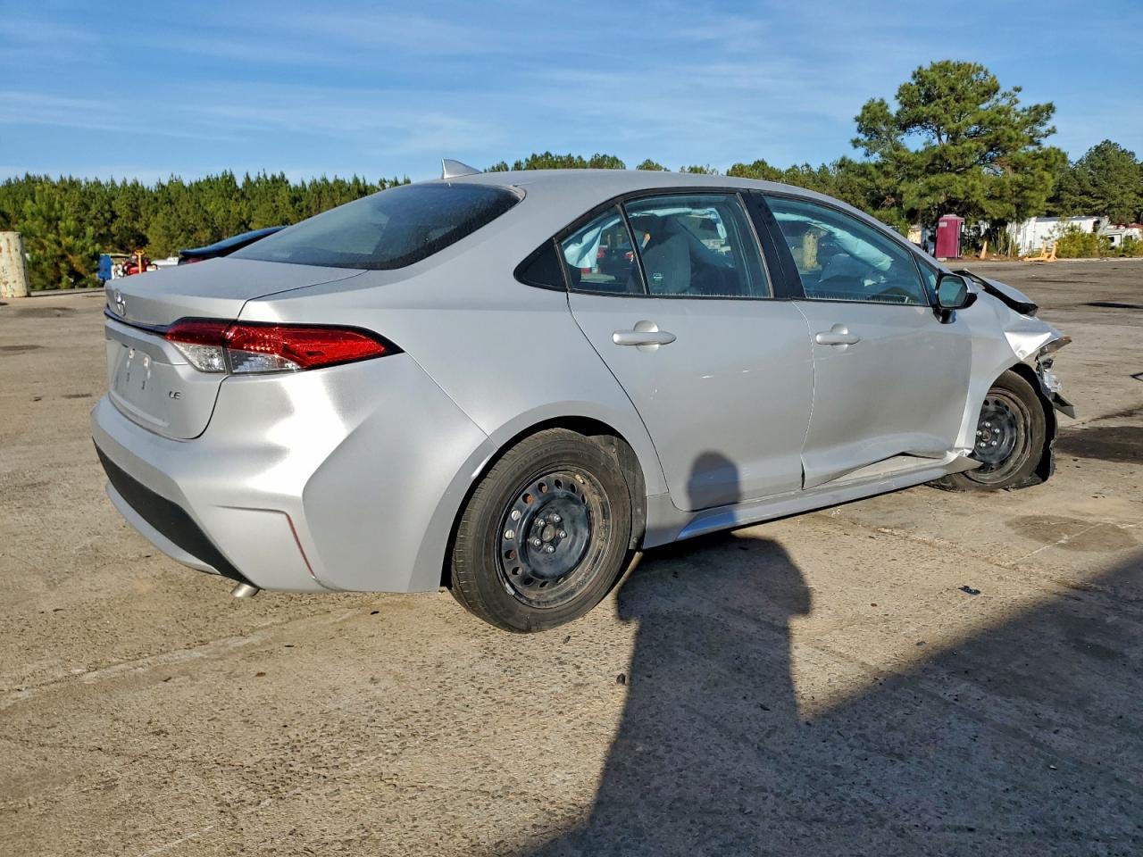 2021 Toyota Corolla Le - Фото 3