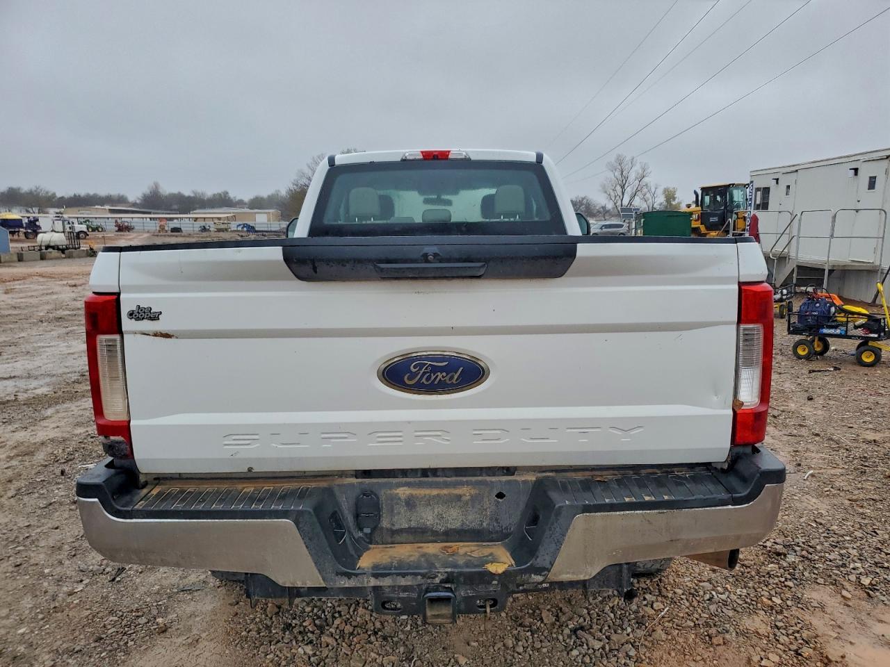 2019 Ford F250 Super Duty - Image 6