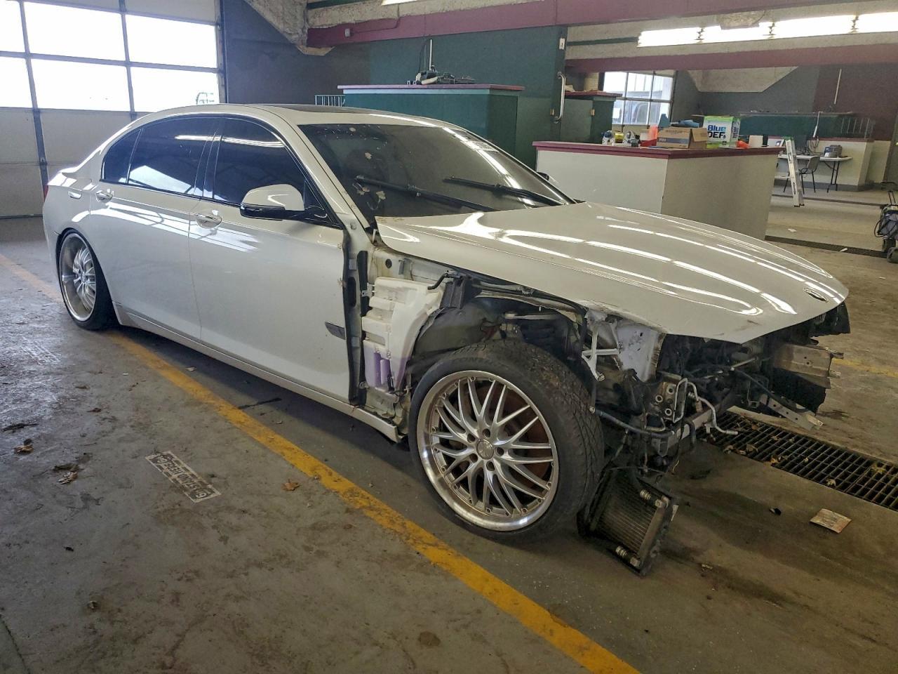 2013 BMW 750 Lxi - Image 4