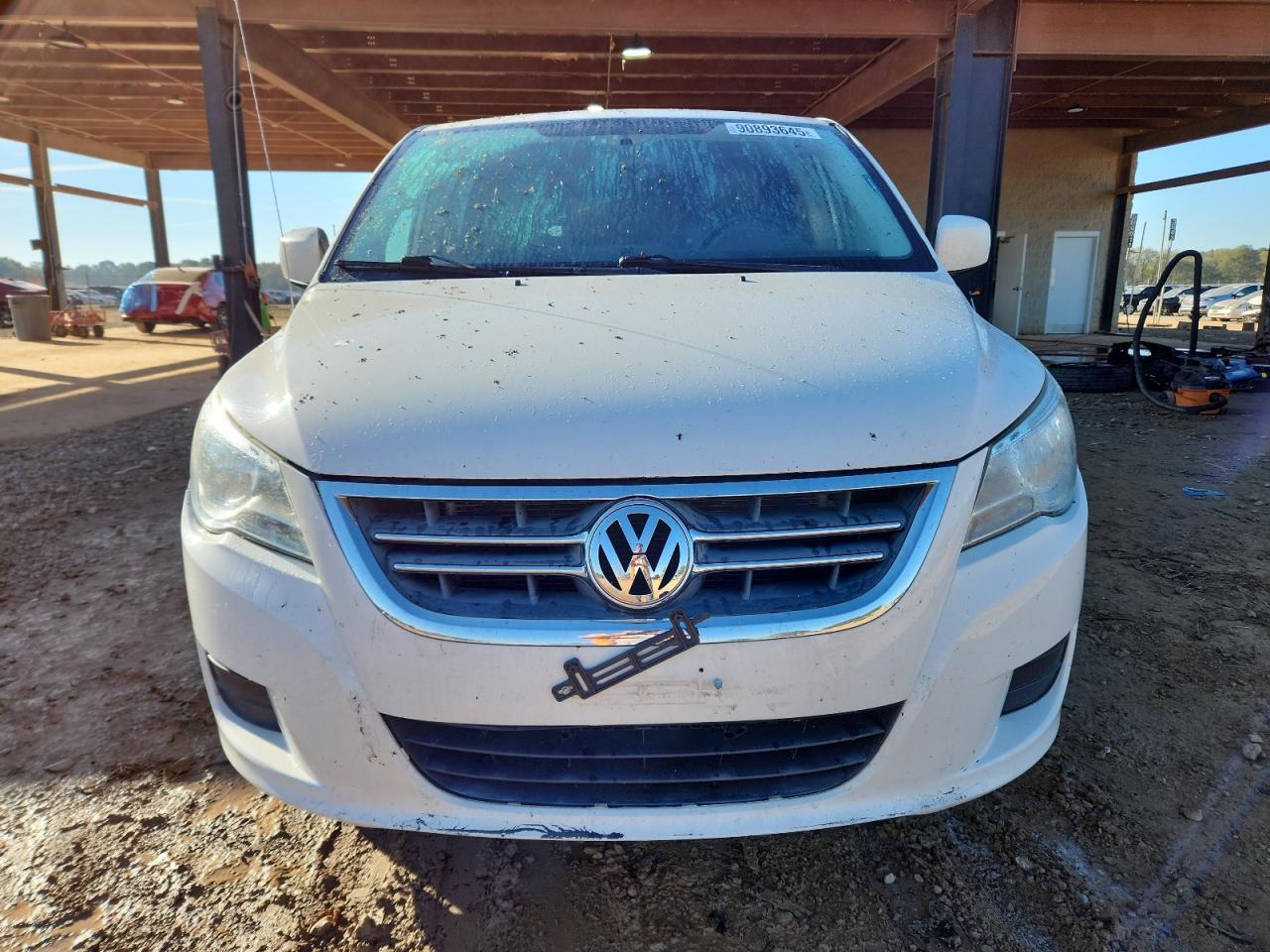 2012 Volkswagen Routan Se - Фото 5