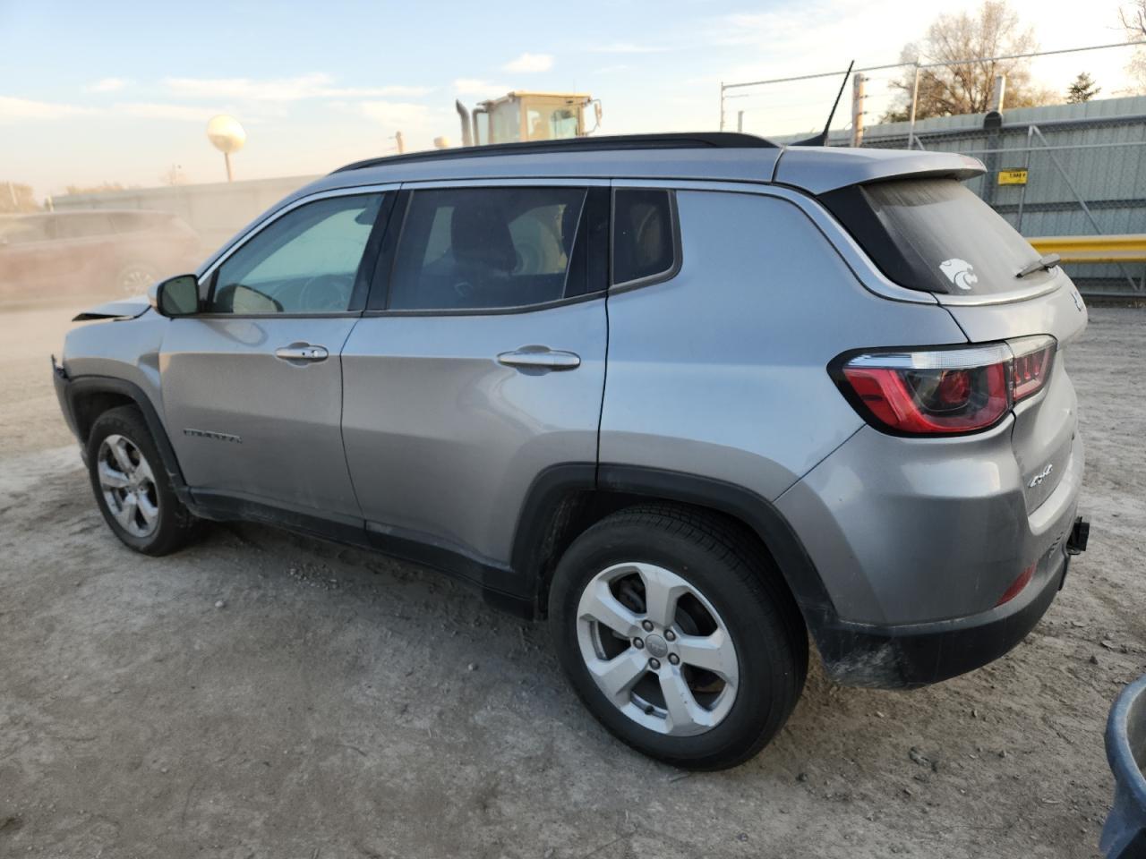 2018 Jeep Compass Latitude - Фото 2