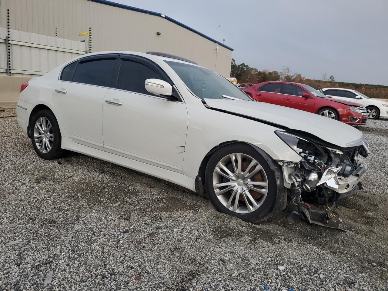 2012 Hyundai Genesis 3.8L - Фото 4