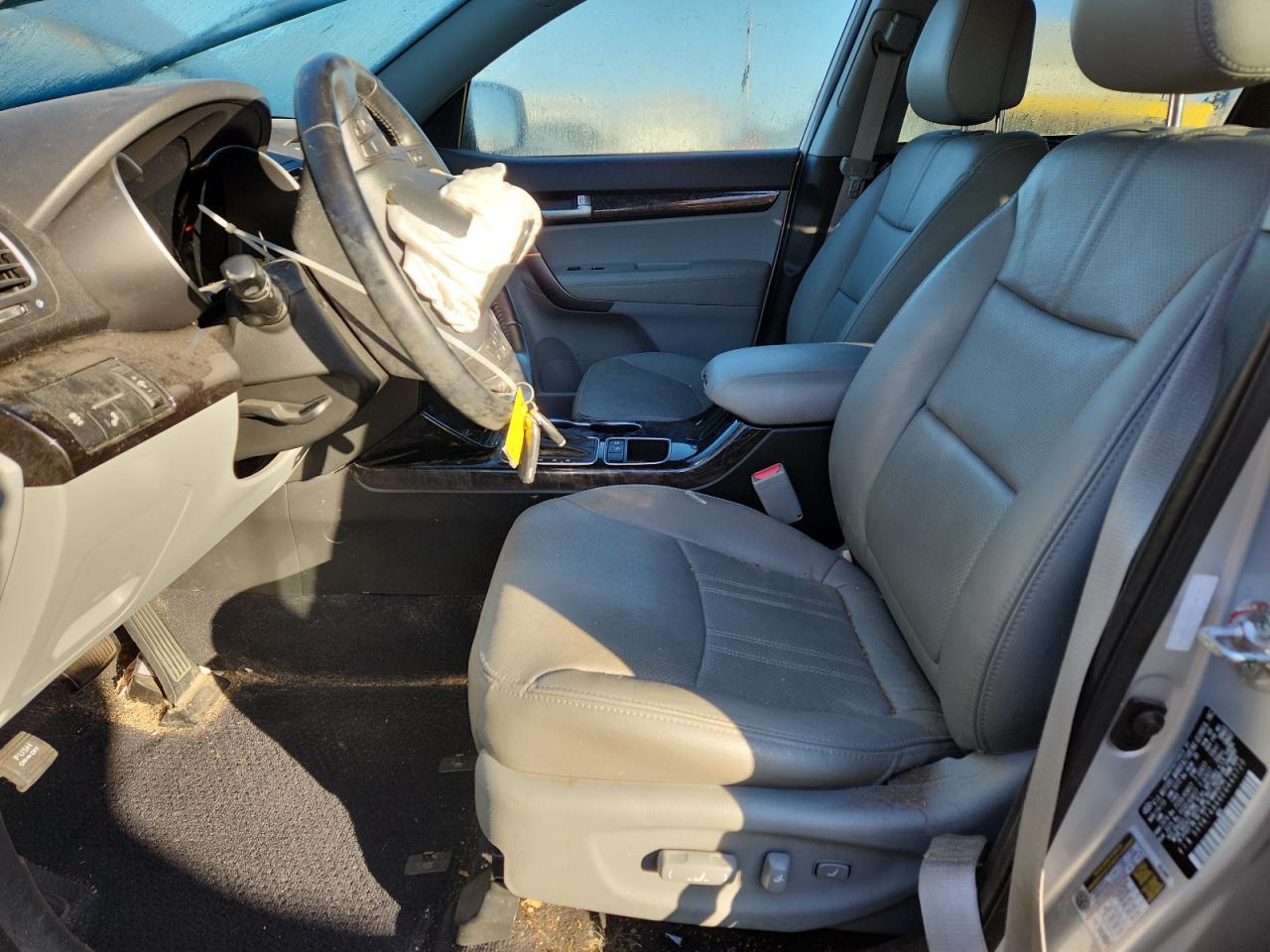 2014 Kia Sorento Lx - Image 7