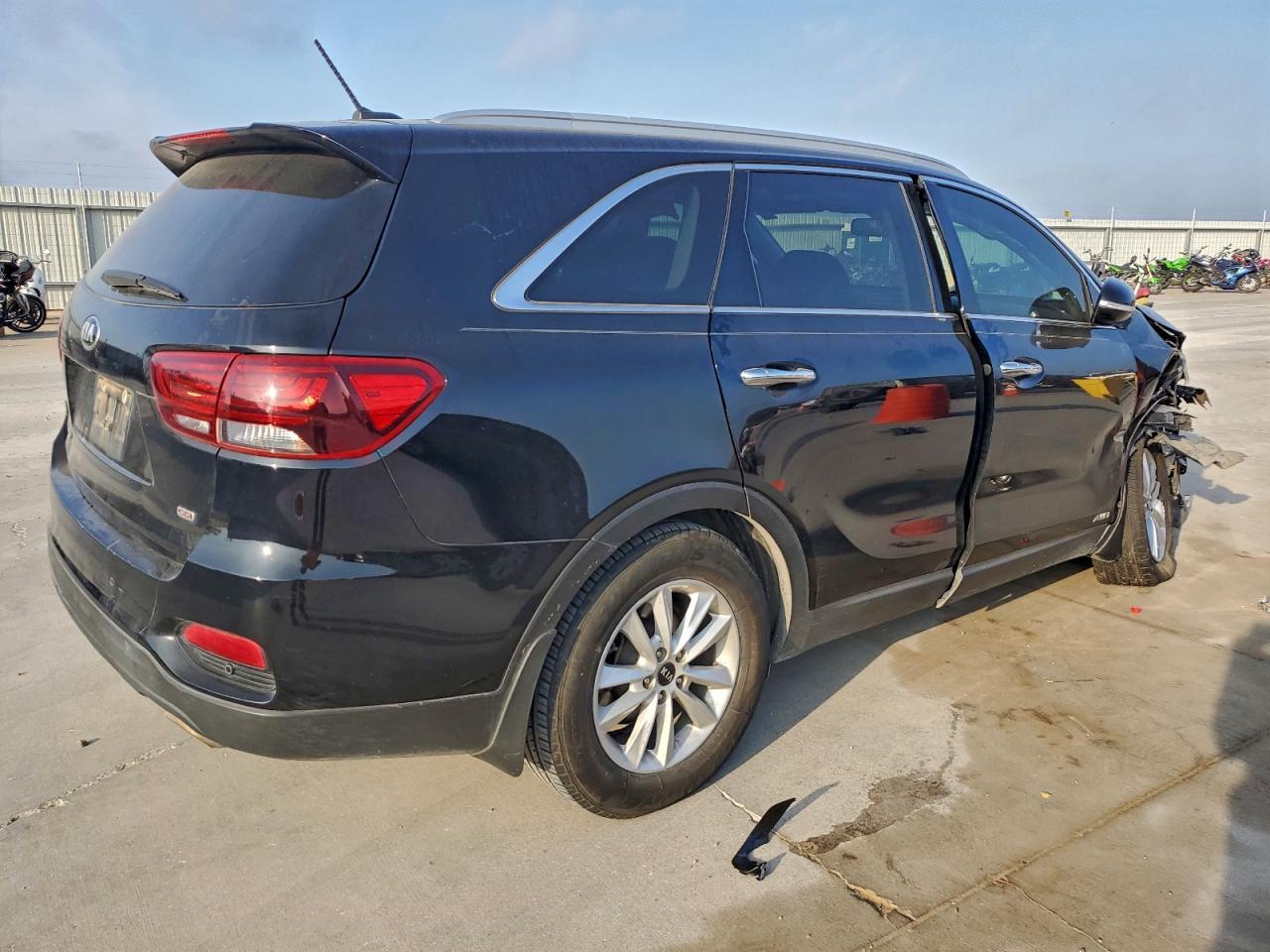 2020 Kia Sorento L - Фото 3