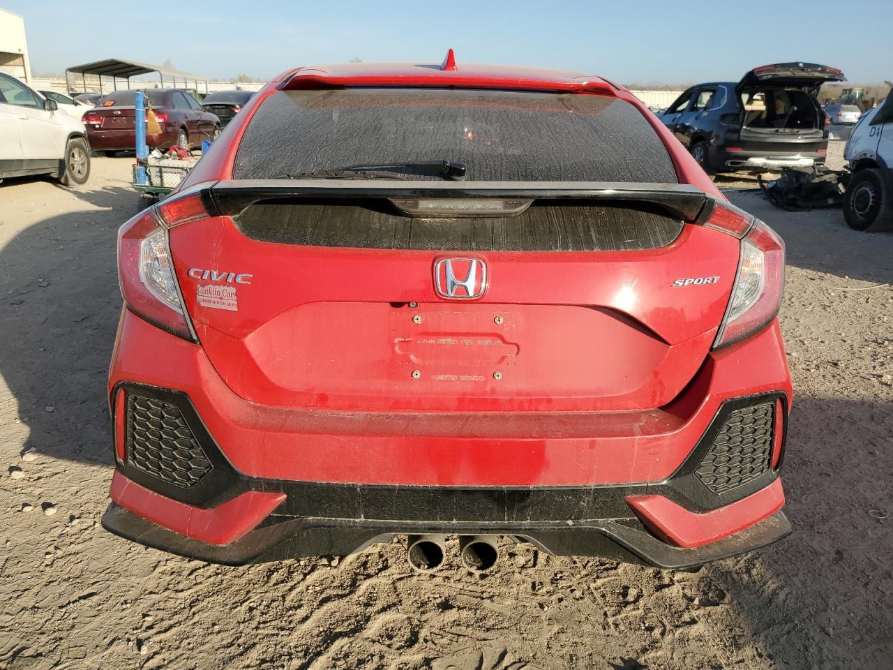 2018 Honda Civic Sport - Image 6