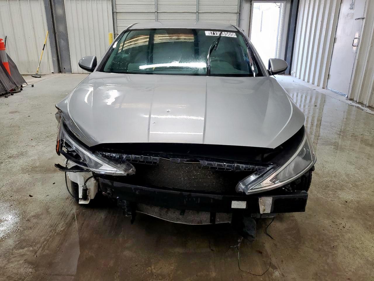 2020 Hyundai Elantra Sel - Фото 5