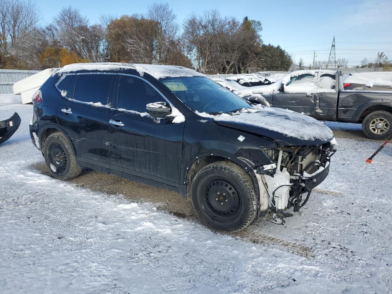 2019 Nissan Rogue S - Image 4
