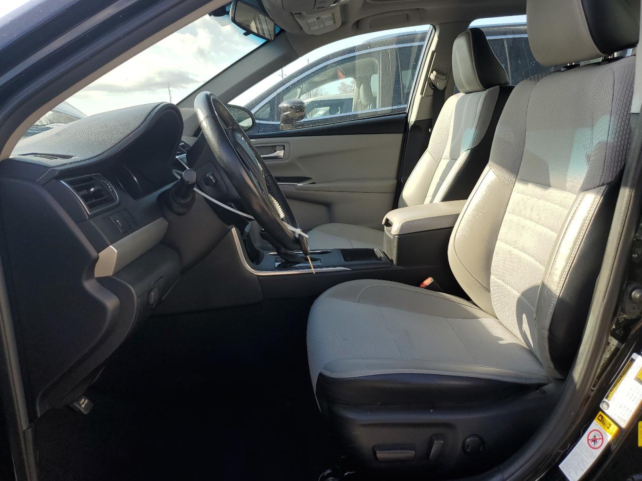 2016 Toyota Camry Se - Image 7