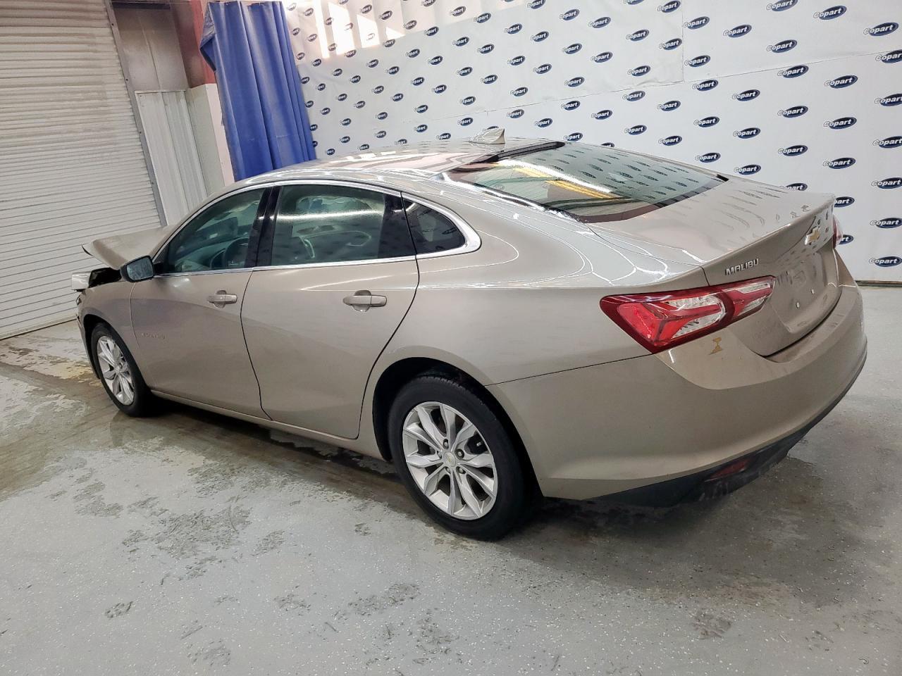 2022 Chevrolet Malibu Lt - Фото 3