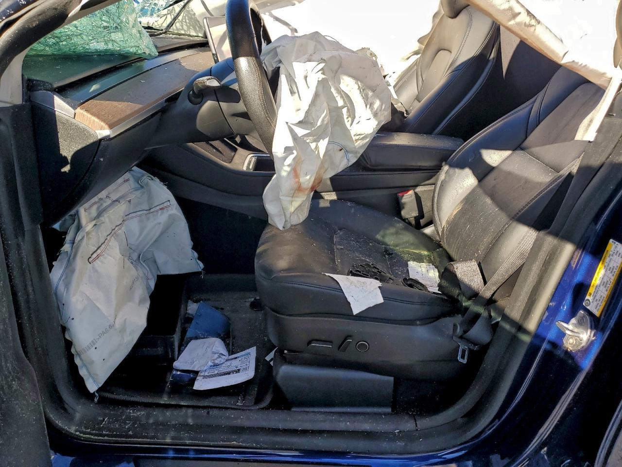 2022 Tesla Model Y - Image 7
