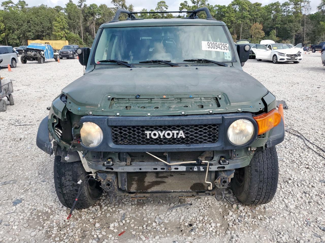 2011 Toyota Fj Cruiser - Image 5
