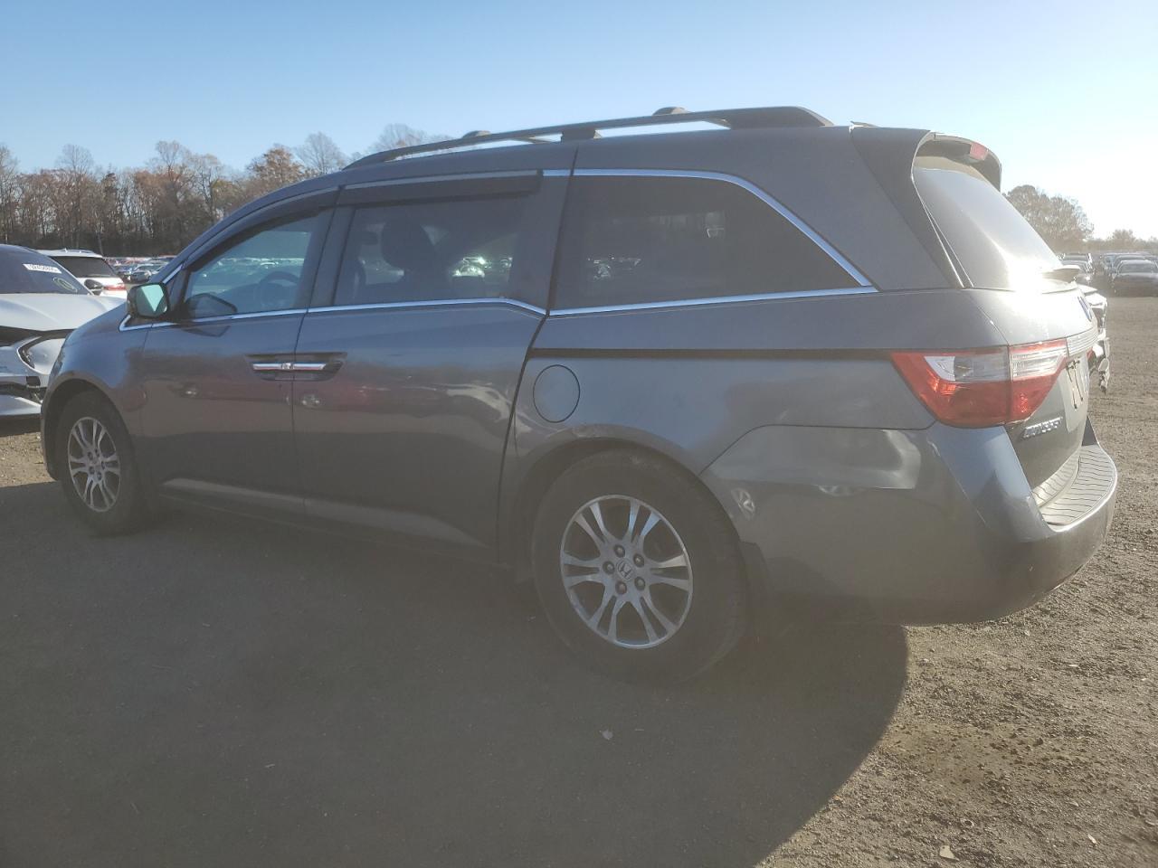 2012 Honda Odyssey Exl - Фото 2