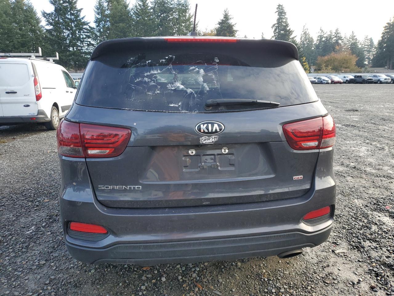 2019 Kia Sorento L - Image 6