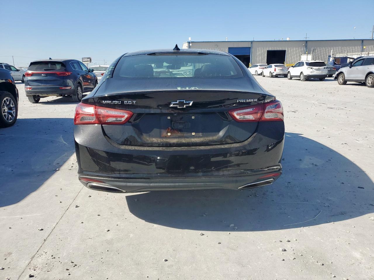 2022 Chevrolet Malibu Premier - Фото 6