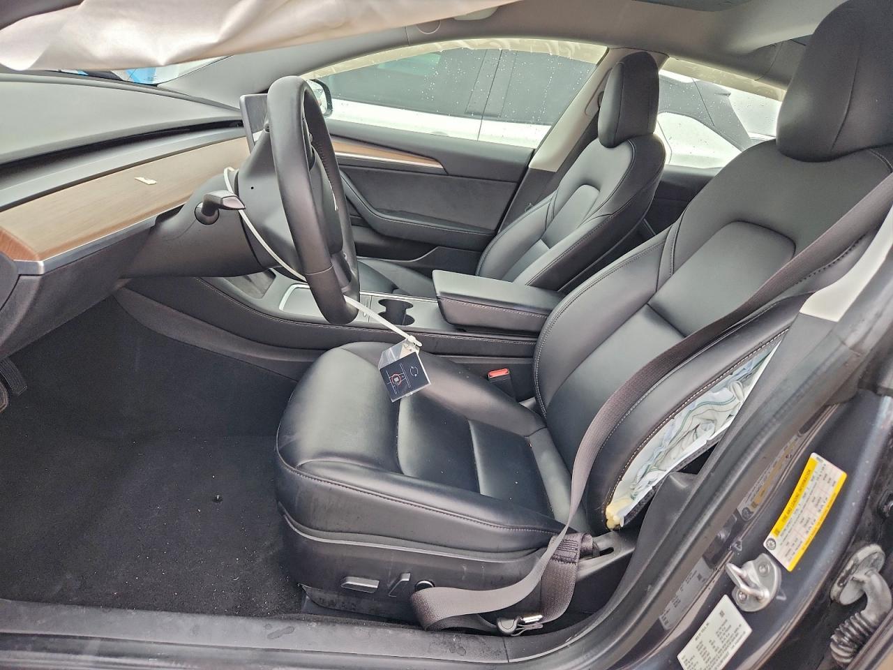 2021 Tesla Model 3 - Image 7