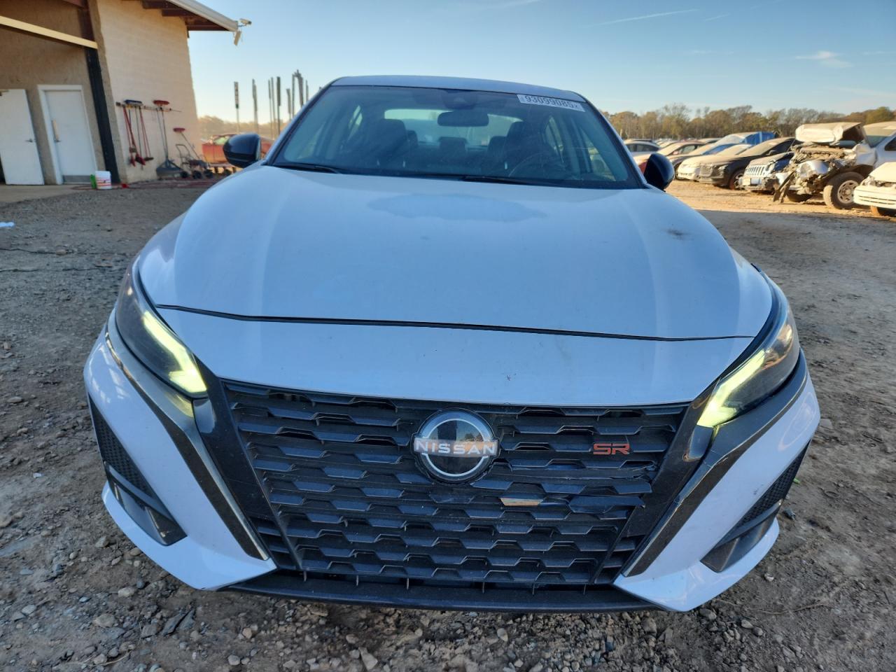 2025 Nissan Altima Sr - Image 5