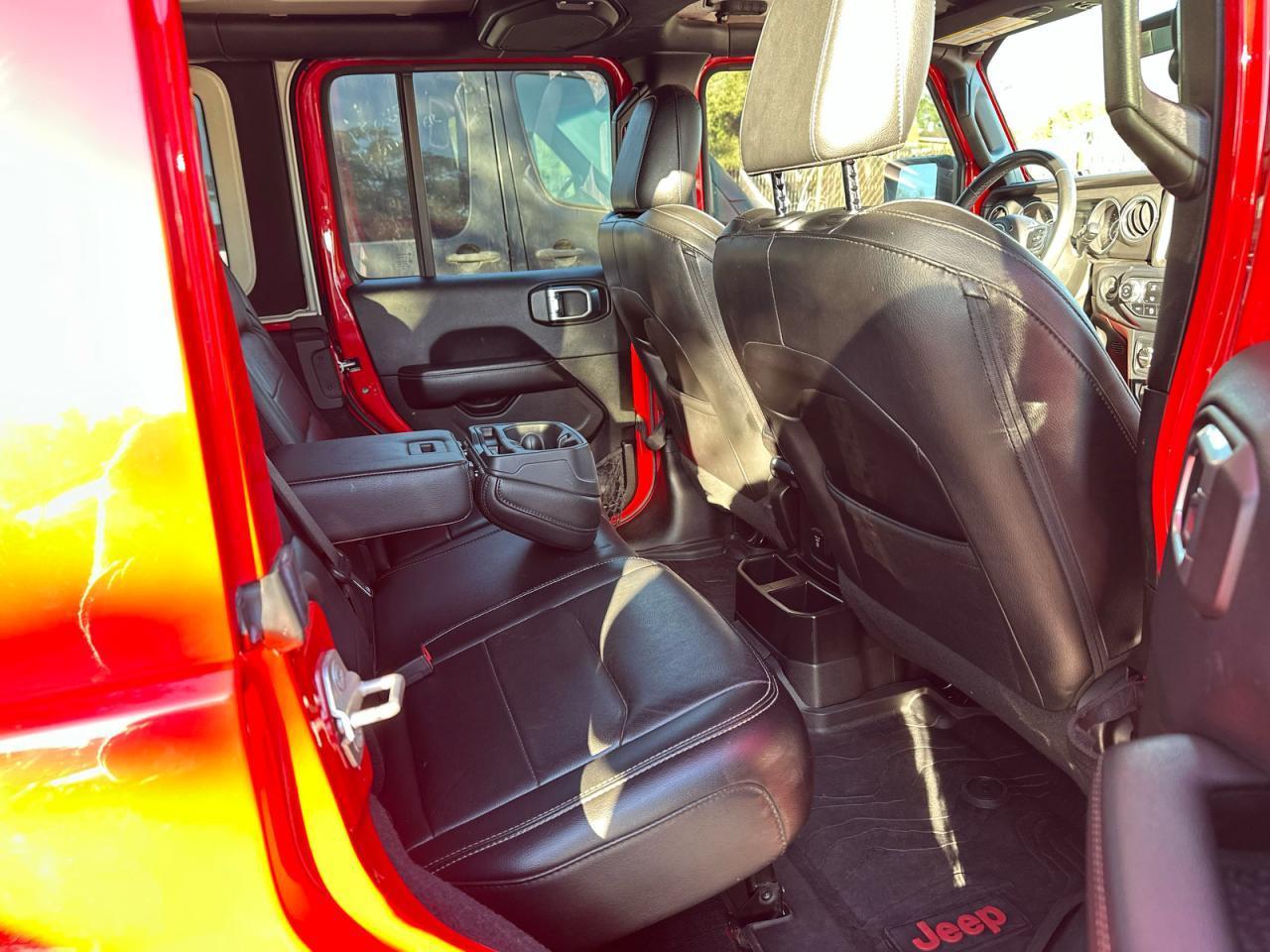 2018 Jeep Wrangler Unlimited Sahara - Фото 6