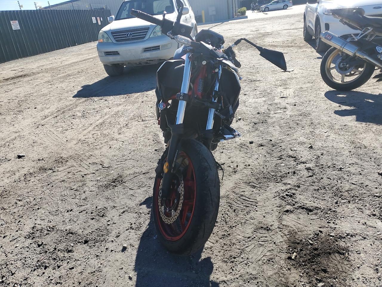 2024 Kawasaki Er650 N - Фото 2