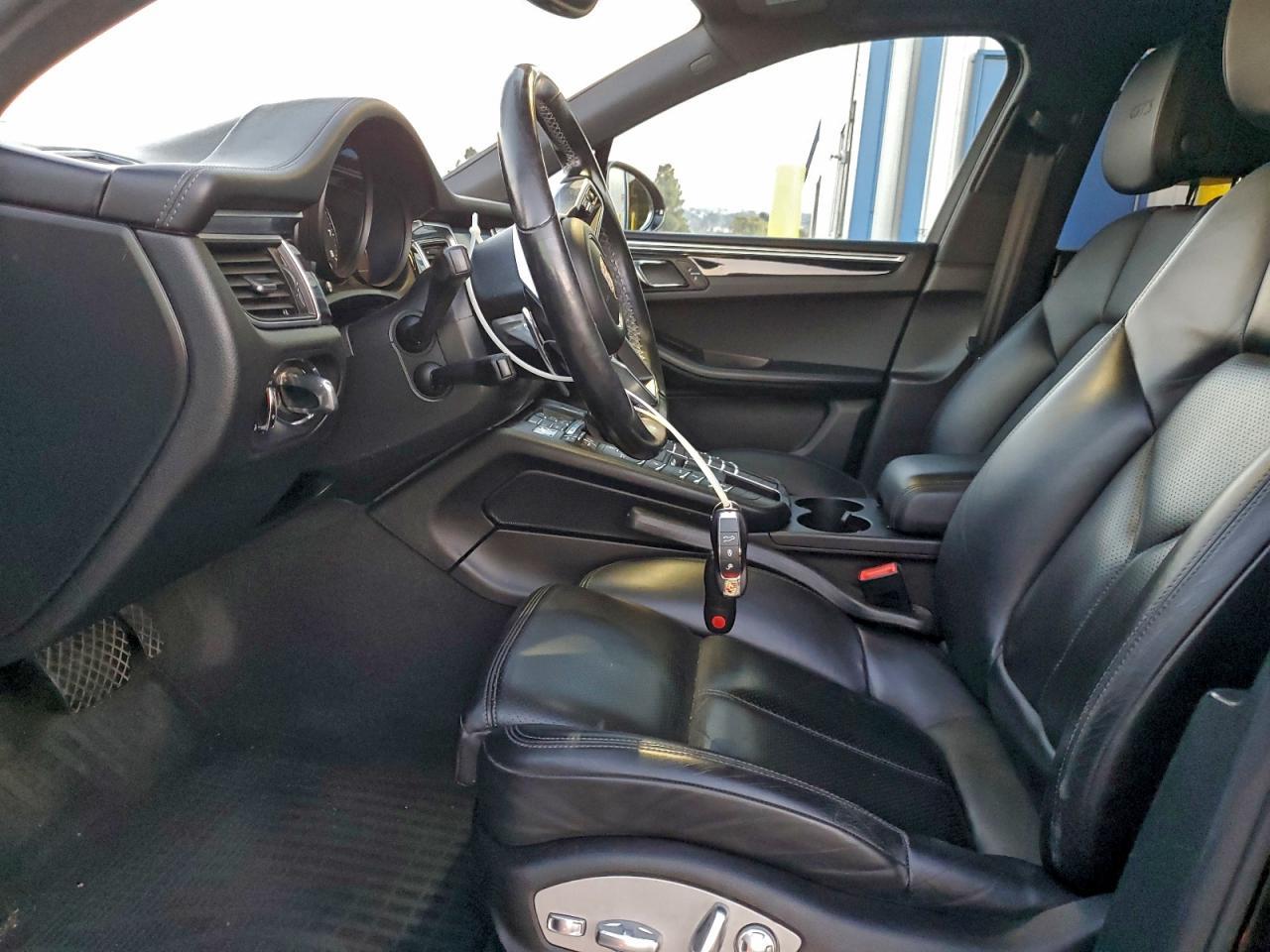 2017 Porsche Macan Gts - Image 7