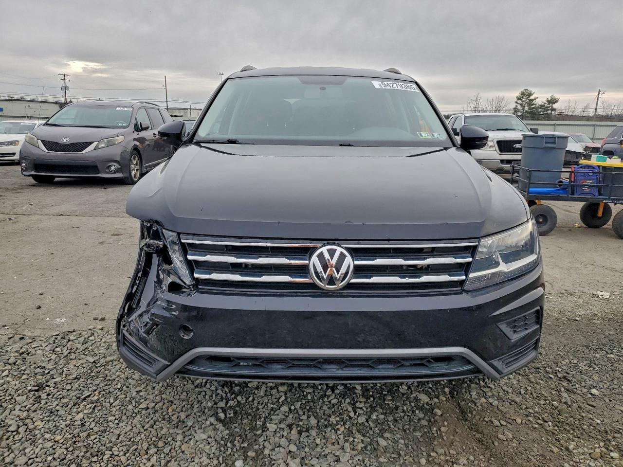 2018 Volkswagen Tiguan S - Фото 5