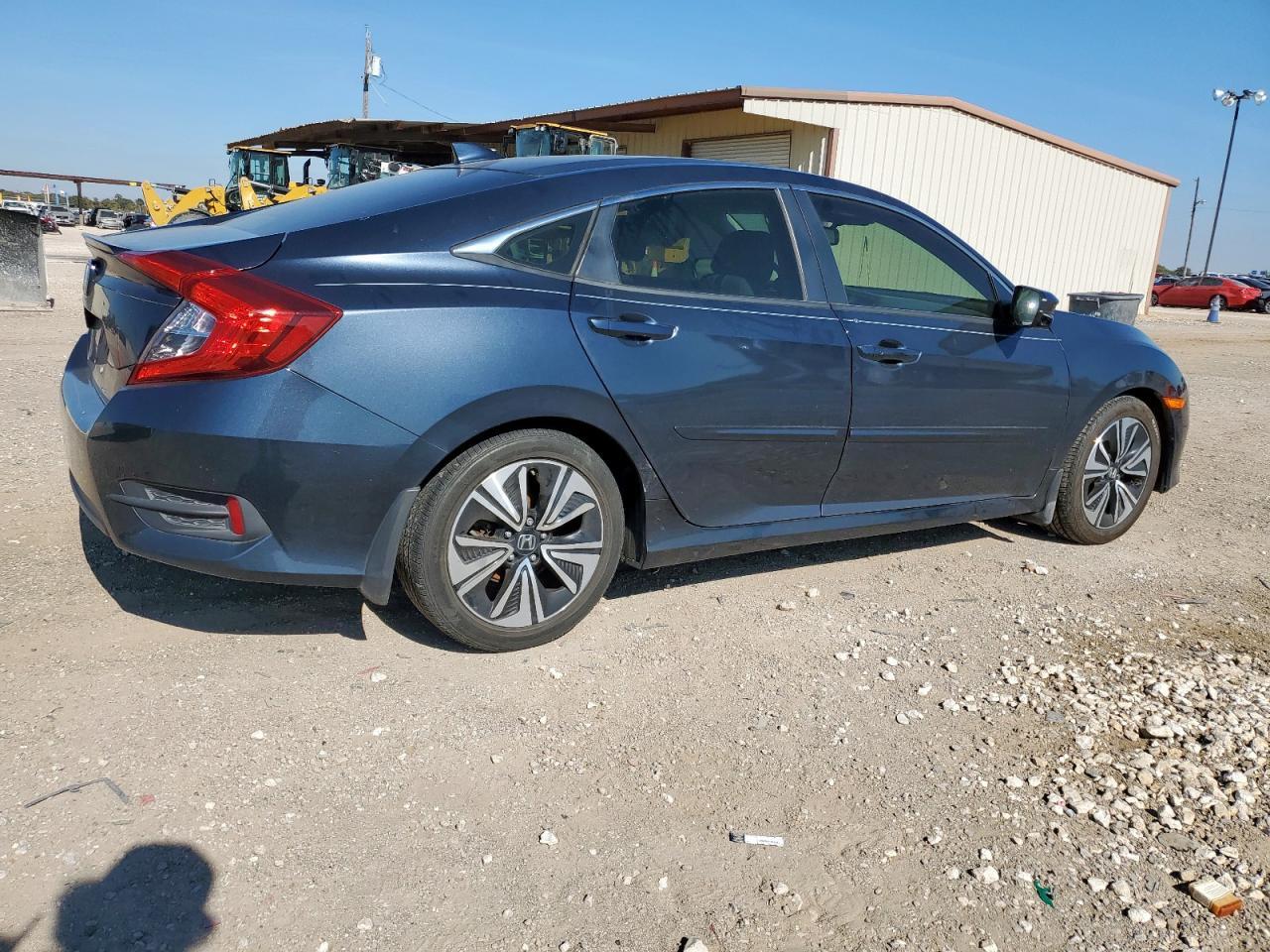 2018 Honda Civic Ex - Фото 3