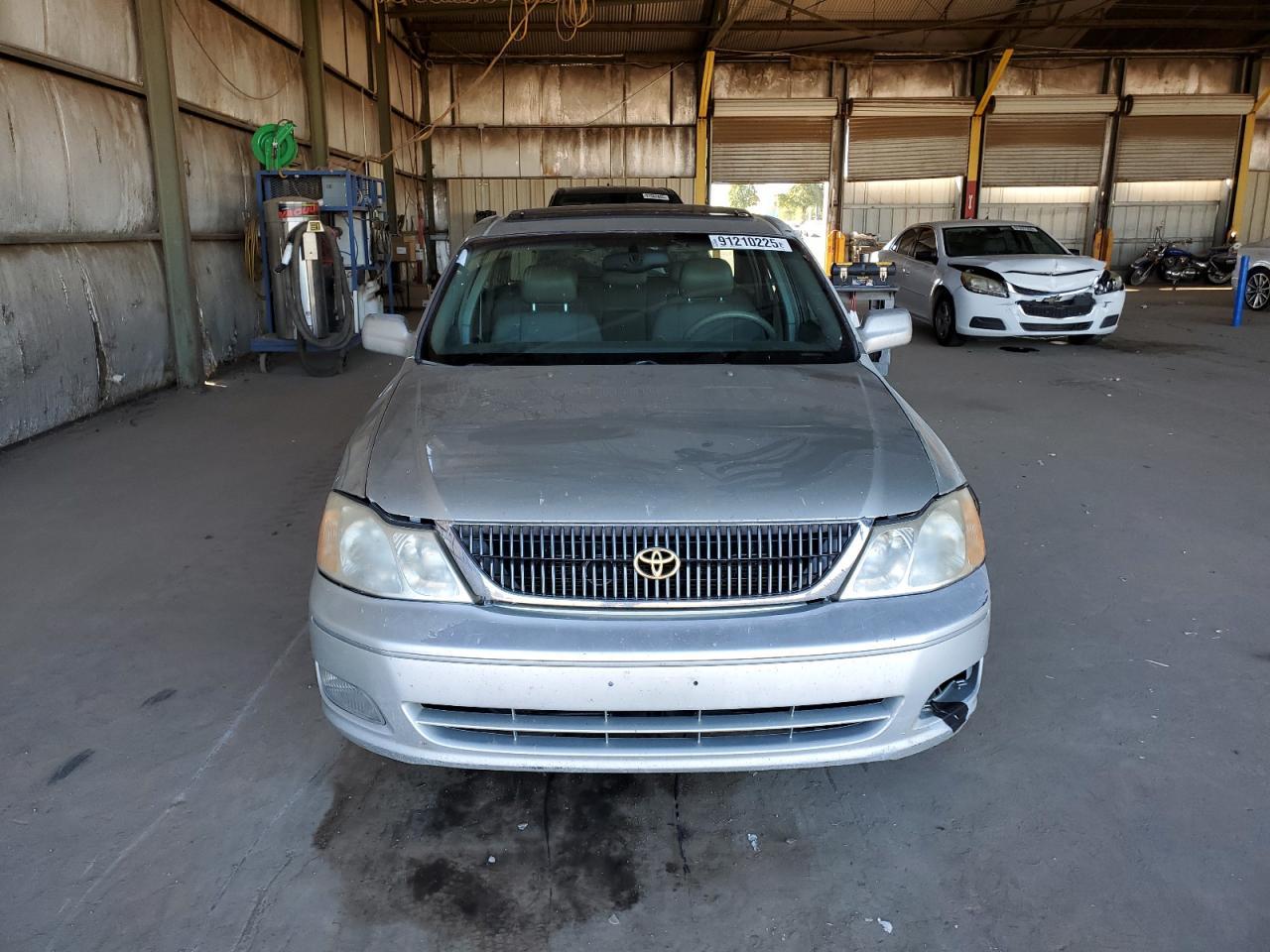 2000 Toyota Avalon Xl - Фото 5
