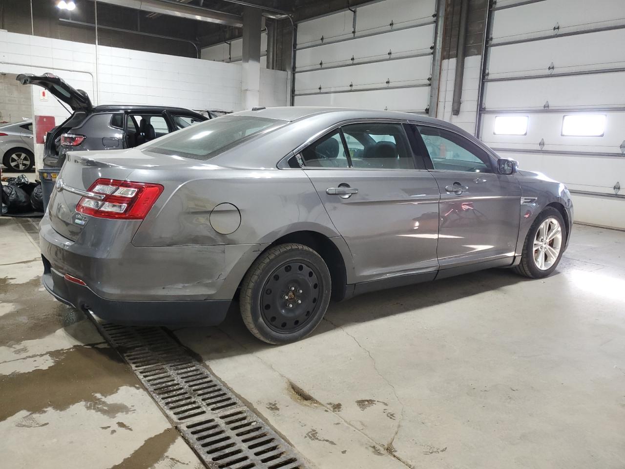 2013 Ford Taurus Sel - Фото 3