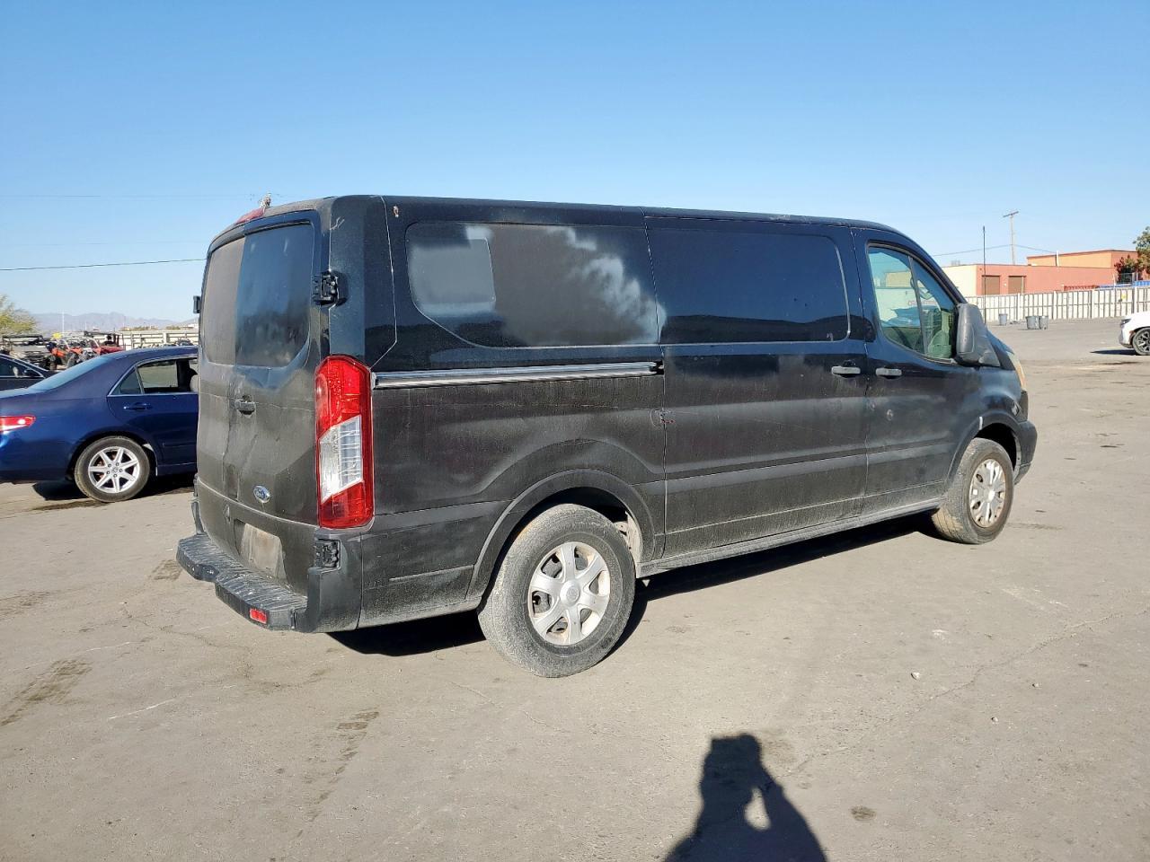 2015 Ford Transit Delivery Van - Фото 3