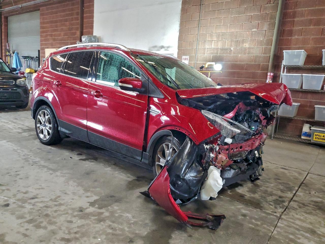 2016 Ford Escape Titanium - Фото 4