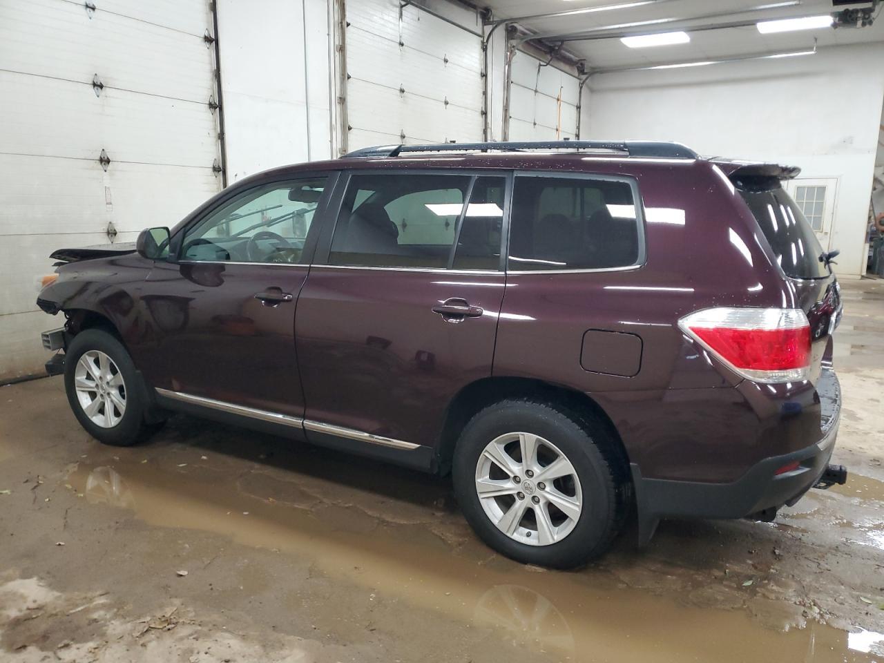 2013 Toyota Highlander Base - Фото 2