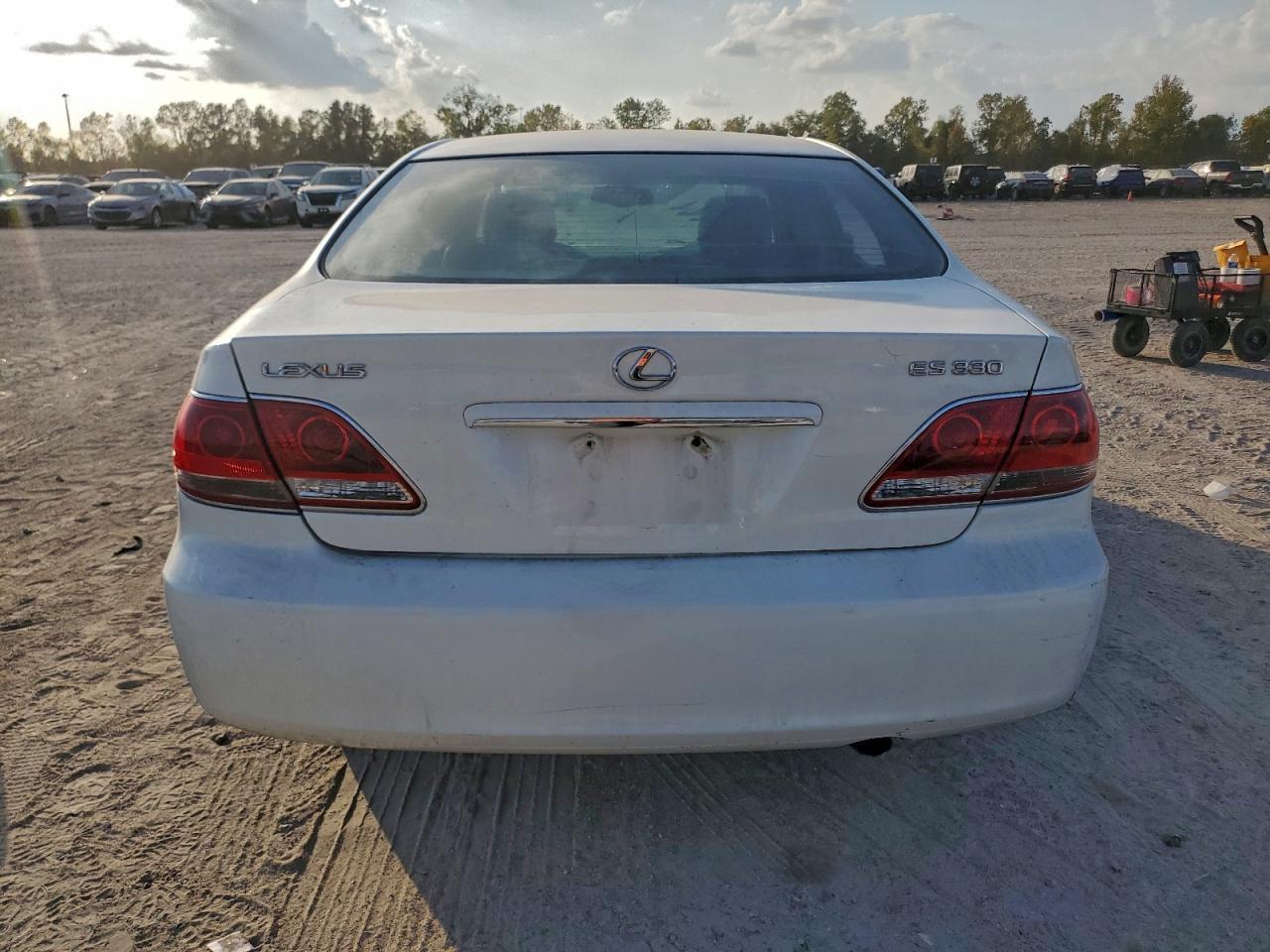 2005 Lexus Es 330 - Image 6