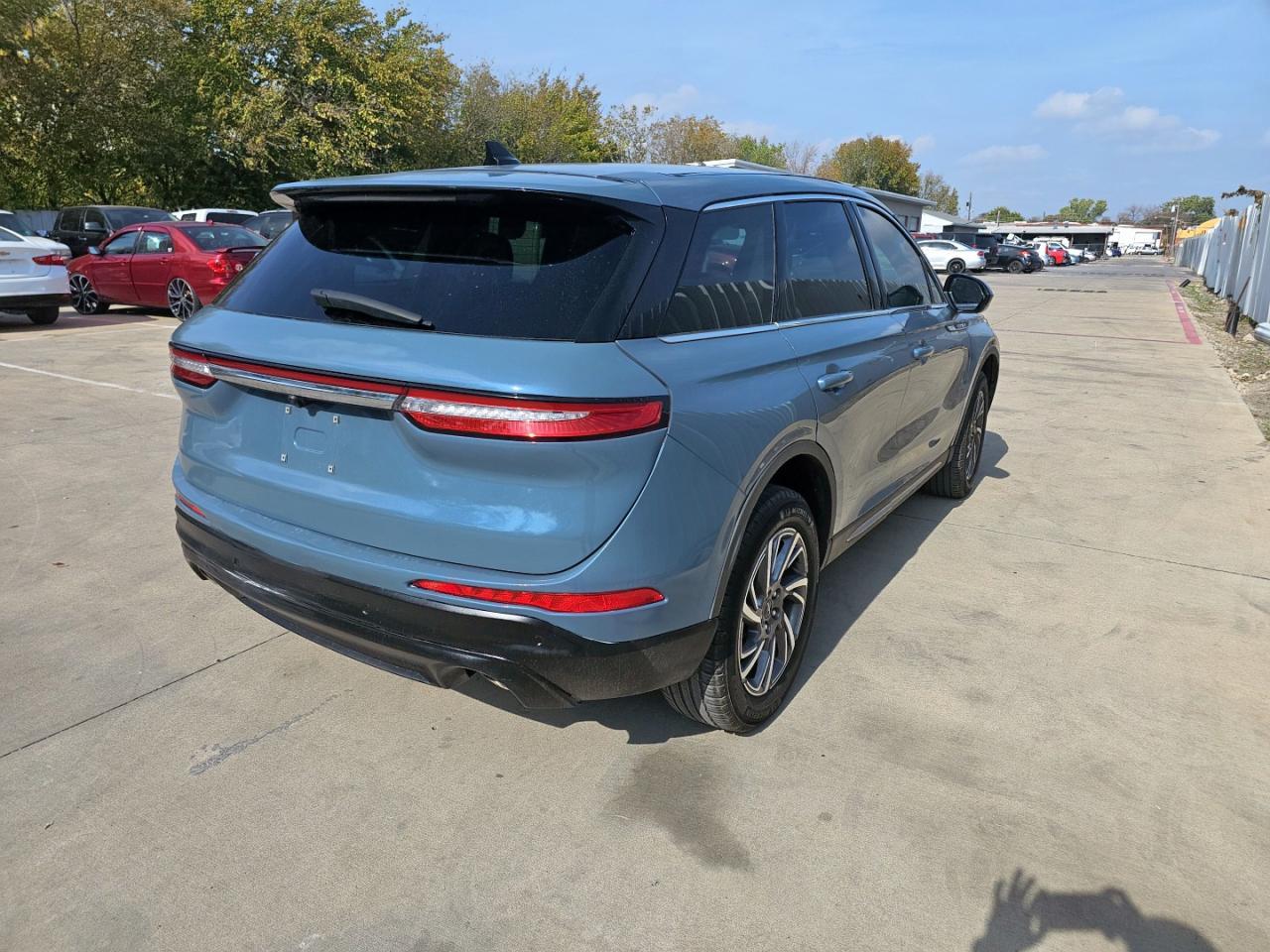 2023 Lincoln Corsair - Image 4