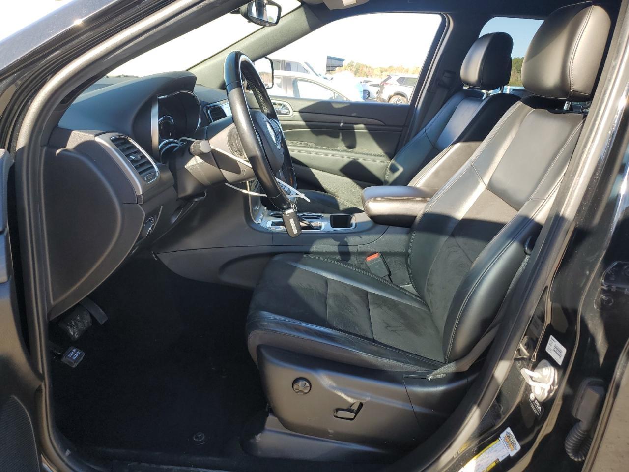 2021 Jeep Grand Cherokee Laredo - Image 7