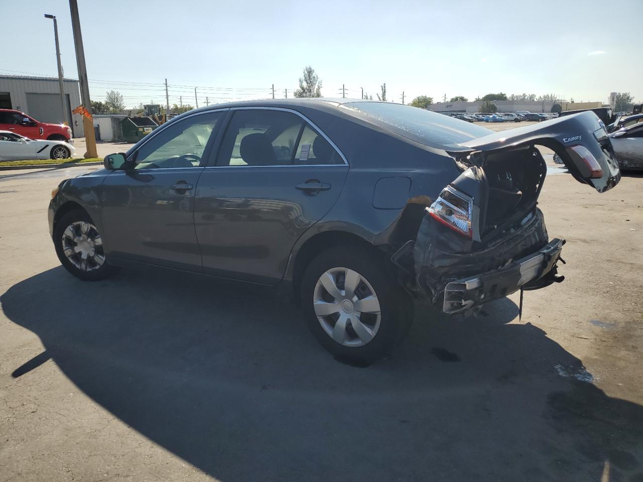 2008 Toyt Camry Ce - Фото 2