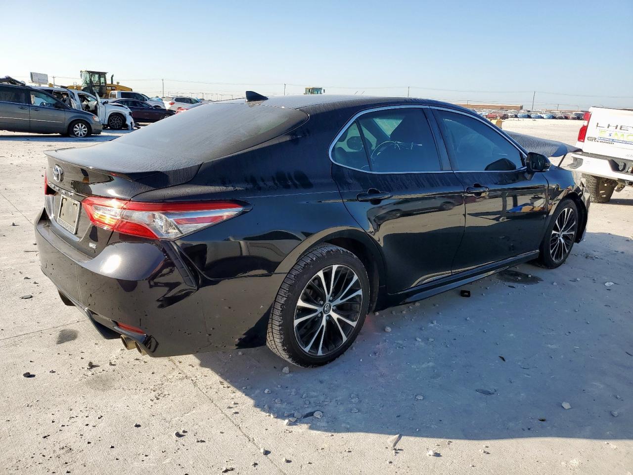 2019 Toyota Camry L - Фото 3