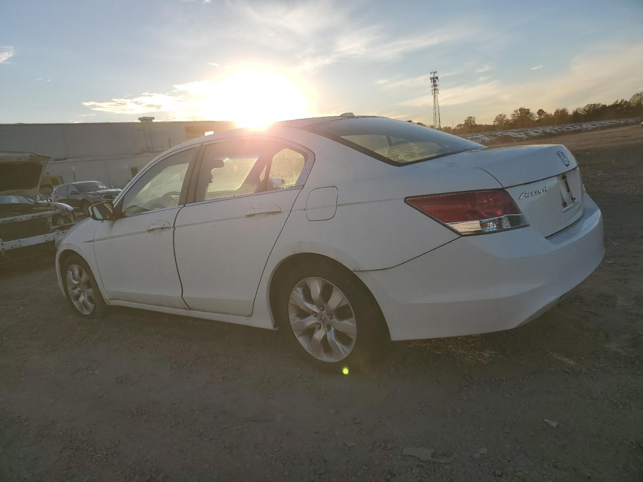 2008 Honda Accord Exl - Image 2