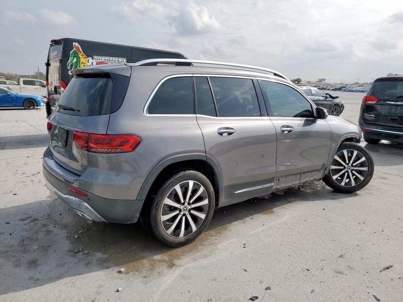 2021 Mercedes-Benz Glb 250 - Фото 3