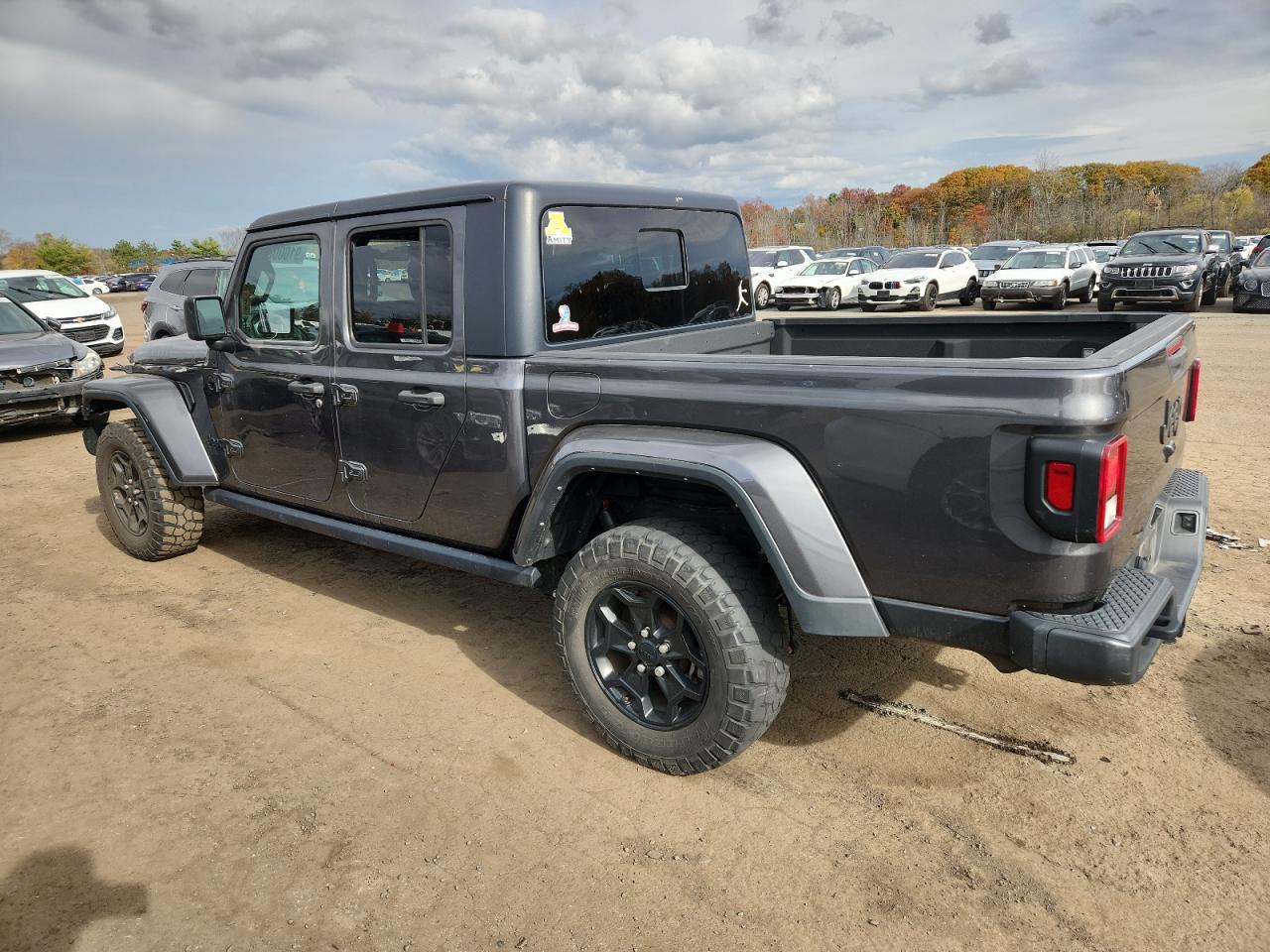 2021 Jeep Gladiator Sport - Фото 2