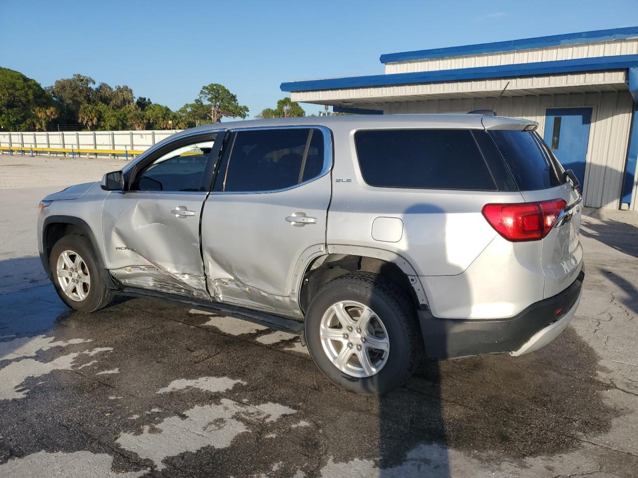 2019 GMC Acadia Sle - Фото 2