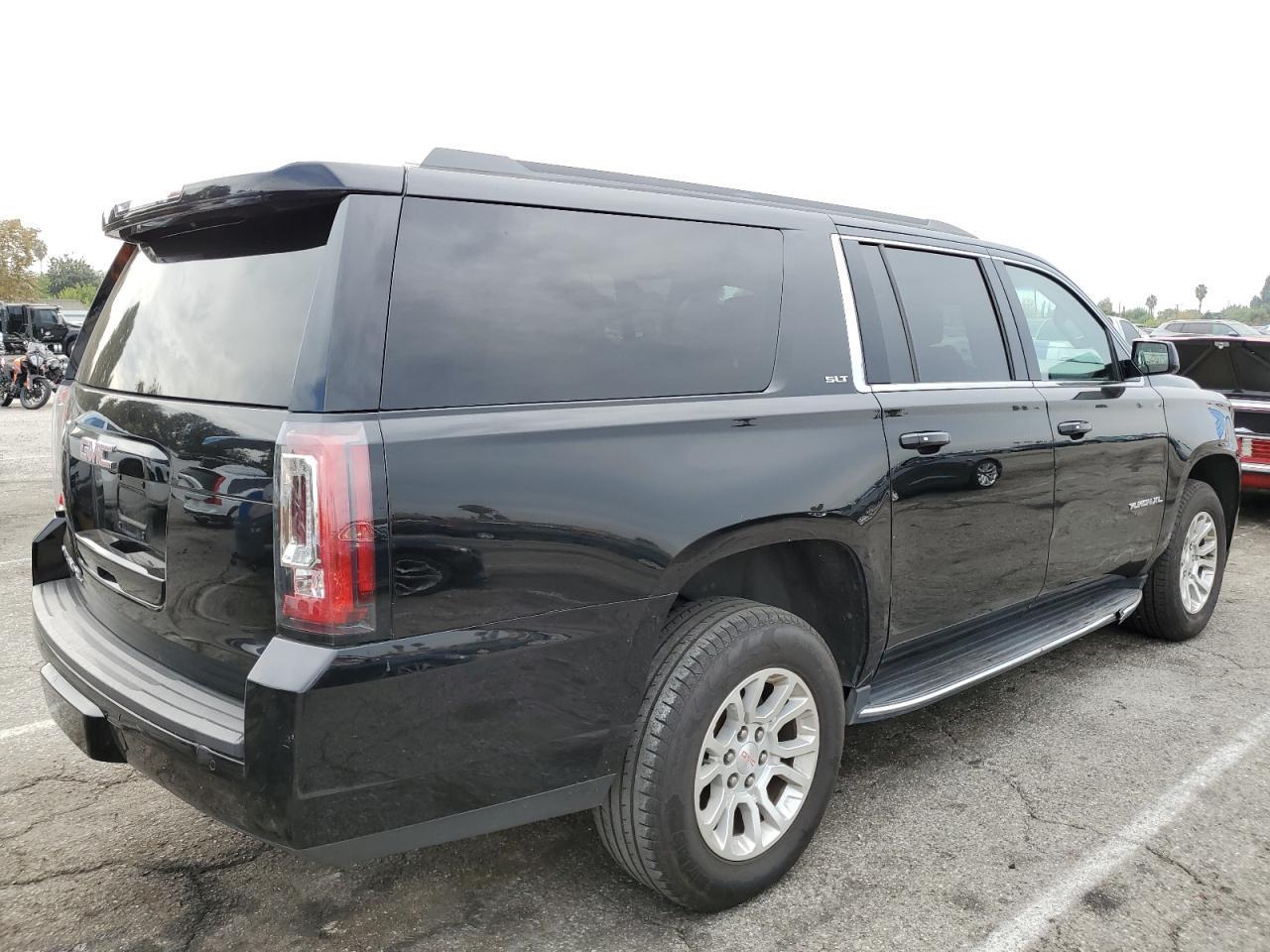 2019 GMC Yukon Xl C1500 Slt - Image 3