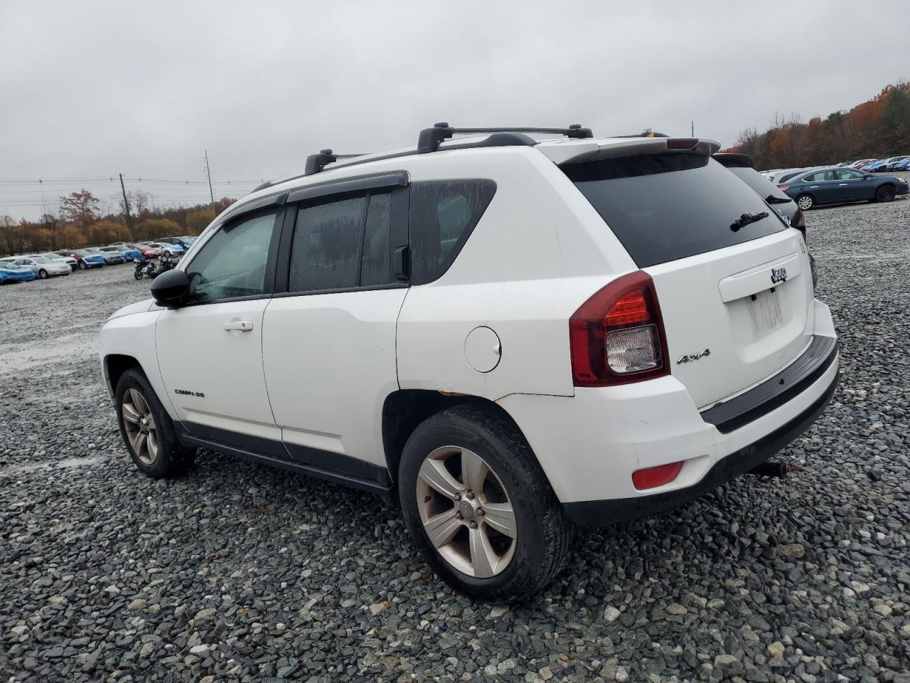 2014 Jeep Compass Sport - Фото 2
