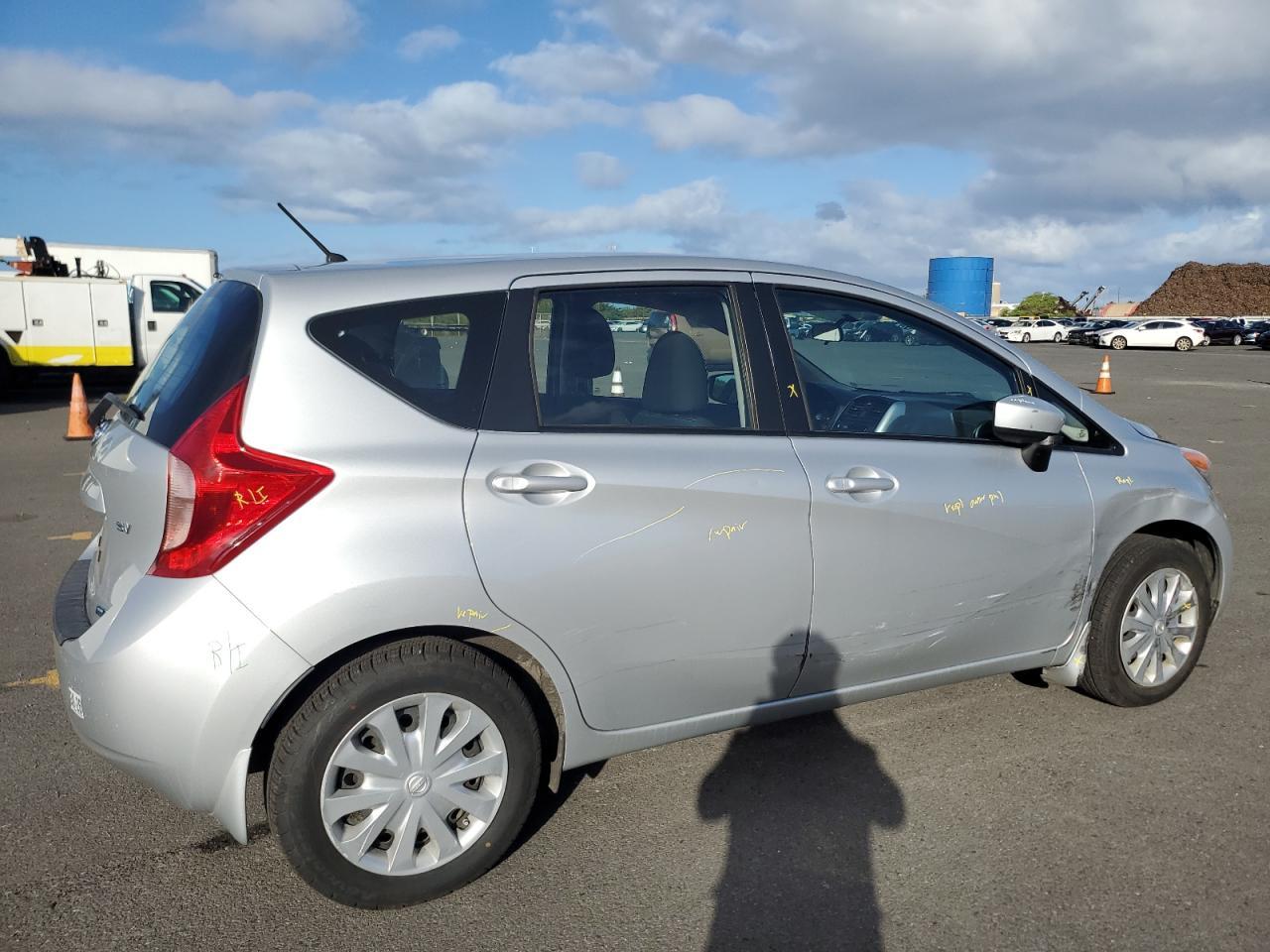 2015 Nissan Versa Note S - Фото 3