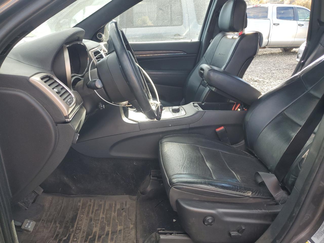 2015 Jeep Grand Cherokee Summit - Image 7