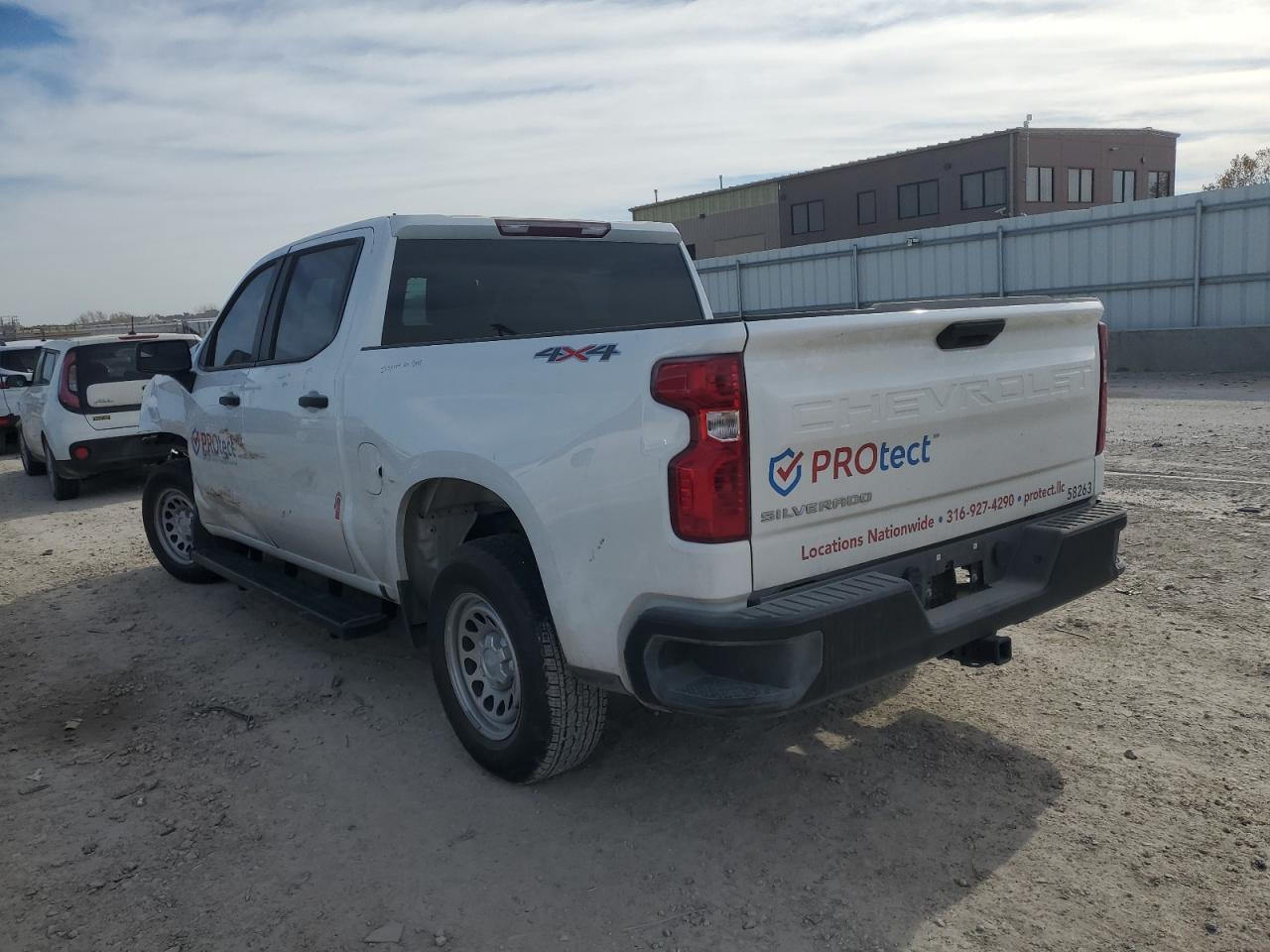 2025 Chevrolet Silverado K1500 - Image 2