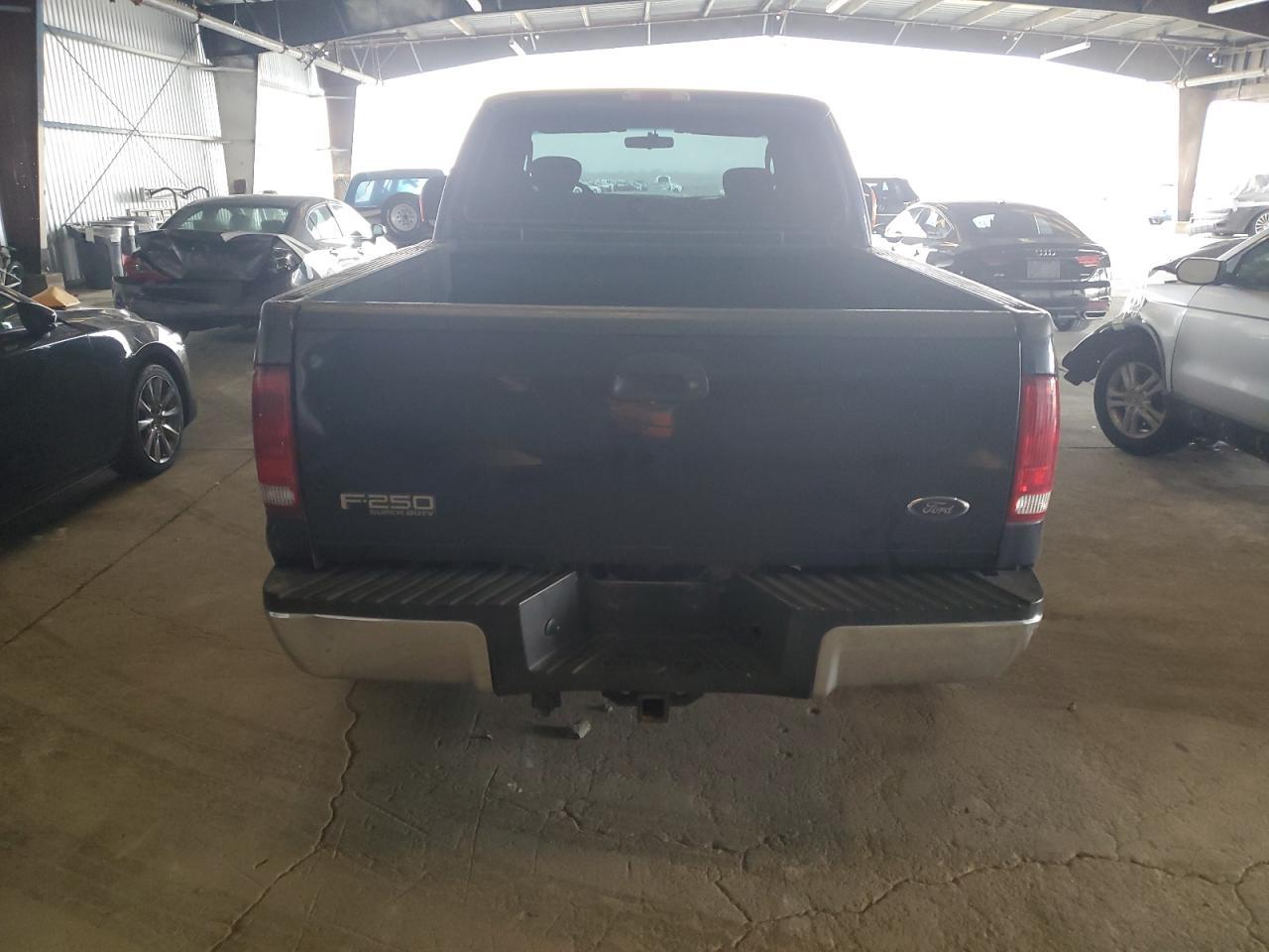 2003 Ford F-250 - Фото 6