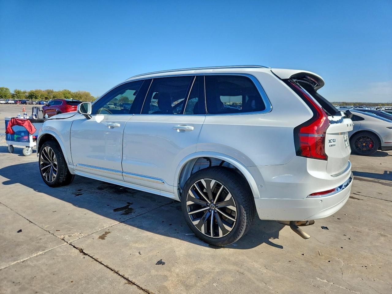 2025 Volvo Xc90 Plus - Image 2