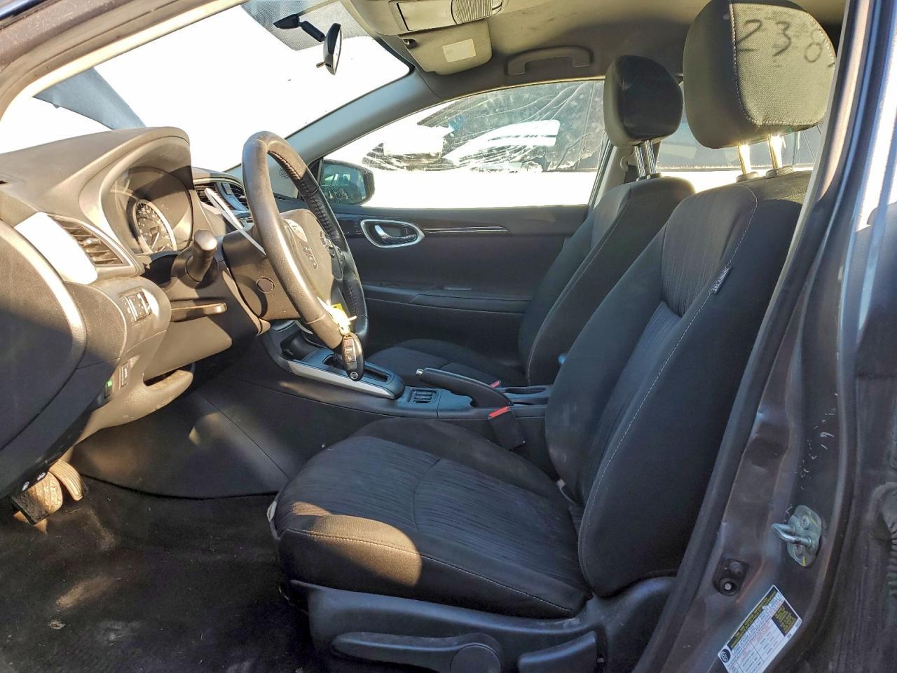 2019 Nissan Sentra S - Фото 7